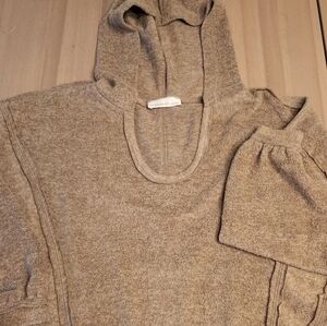 Zenana Women's Brown Hoodie Sweater